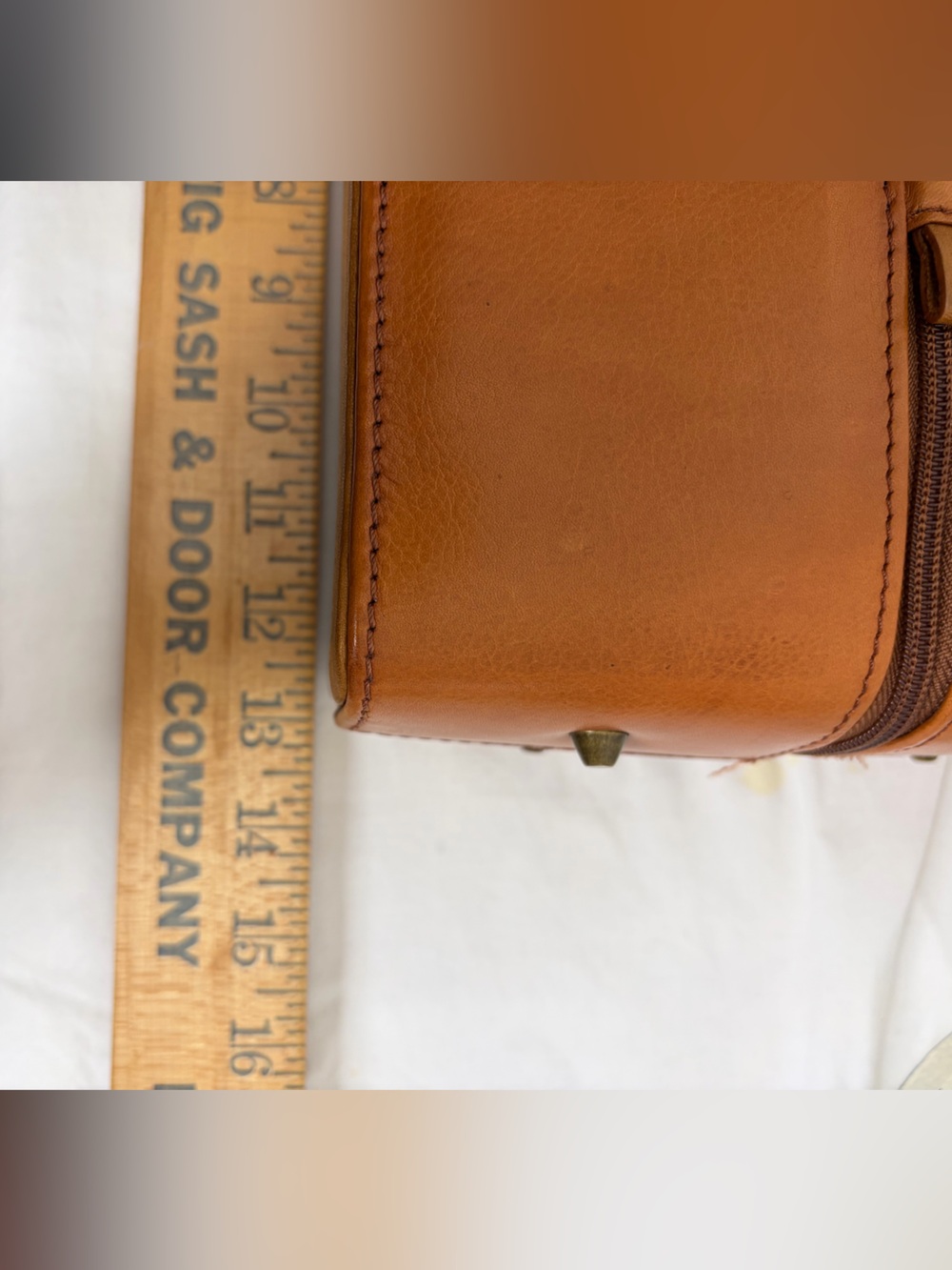 Clava Leather Two Bottle Wine Carrier - Tan - Picture 10 of 16